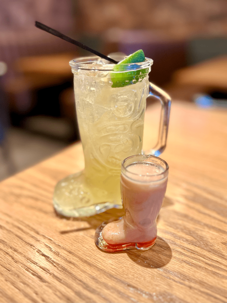 Cocktails & Drinks at top sports bar and grill in peoria az 